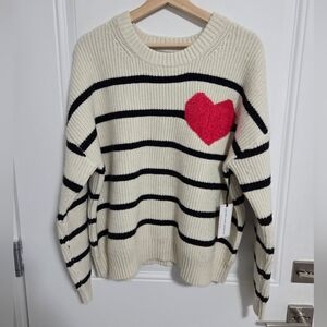 NWT - cupcakes and cashmere Women's Heart Striped Sweater - Size L